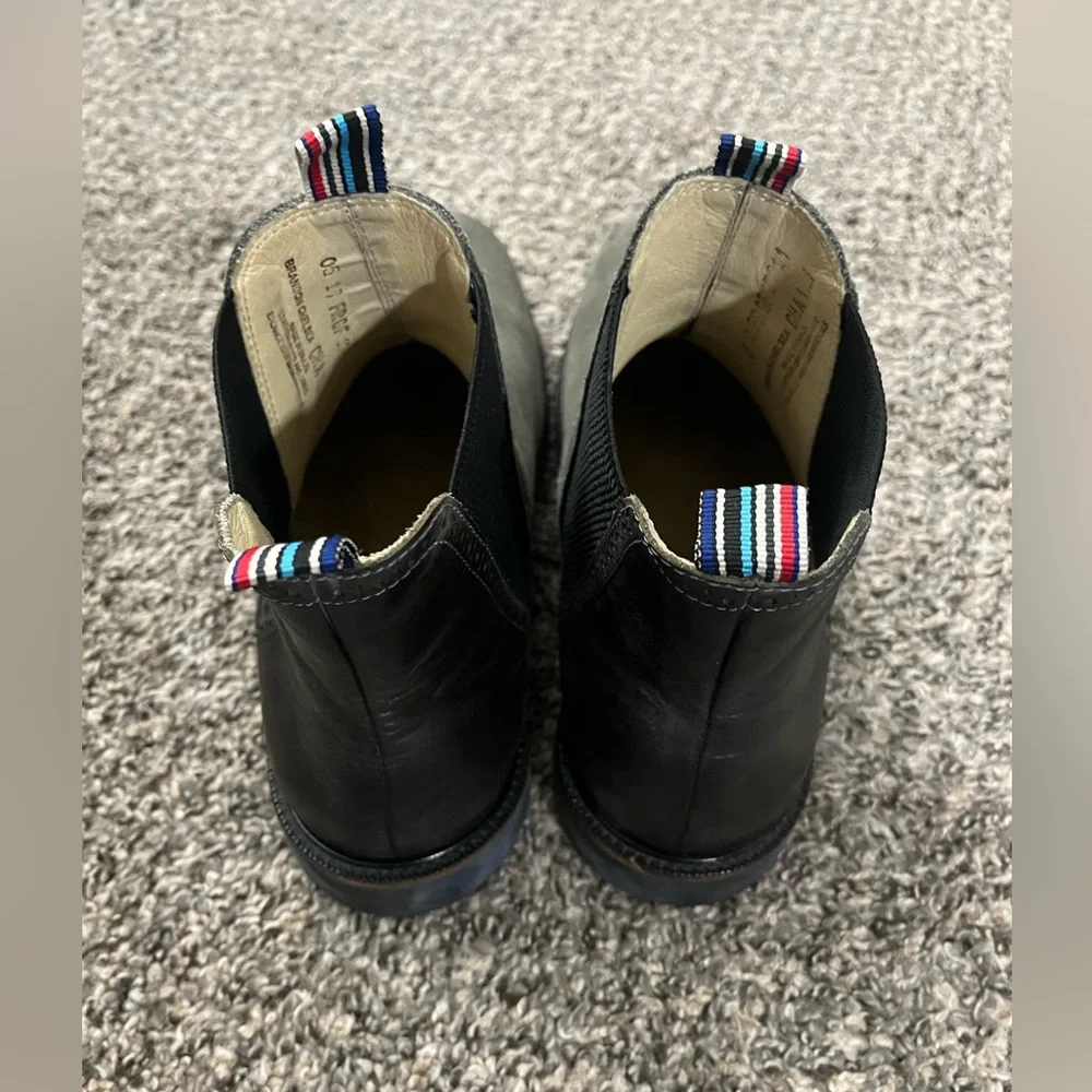 Robert graham suede grey Chelsea boots size 11 - Picture 3 of 8